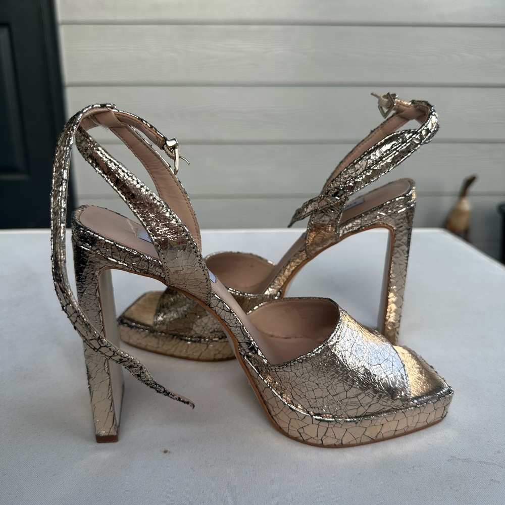 Steve Madden Open Toe Gold Heel - image 4